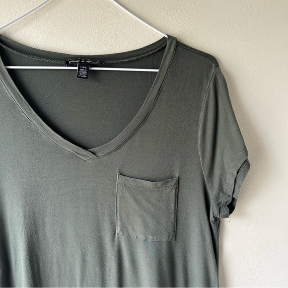 Cable & Gauge V-Neck Short Sleeve Front Pocket Tee Shirt Army Green L - Picture 2 of 6